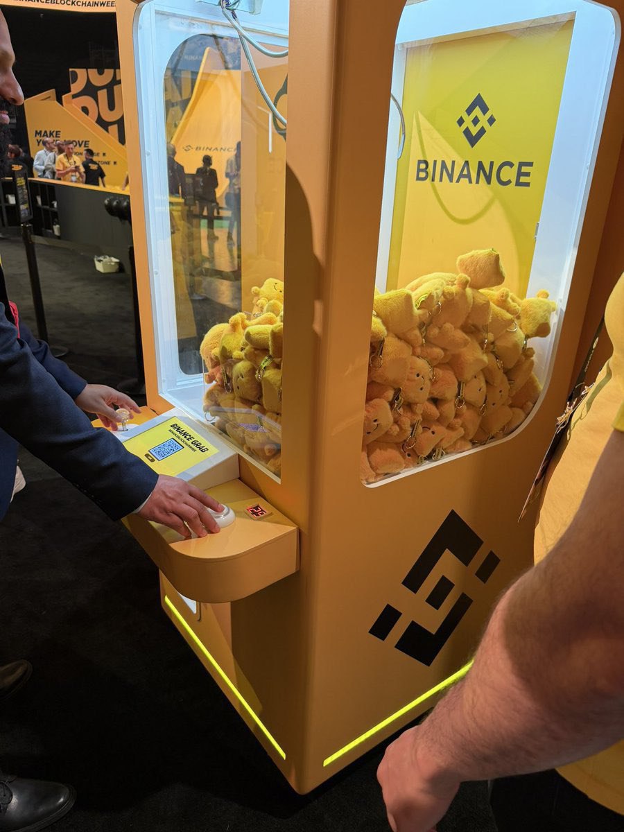 Playing the Binance claw machine